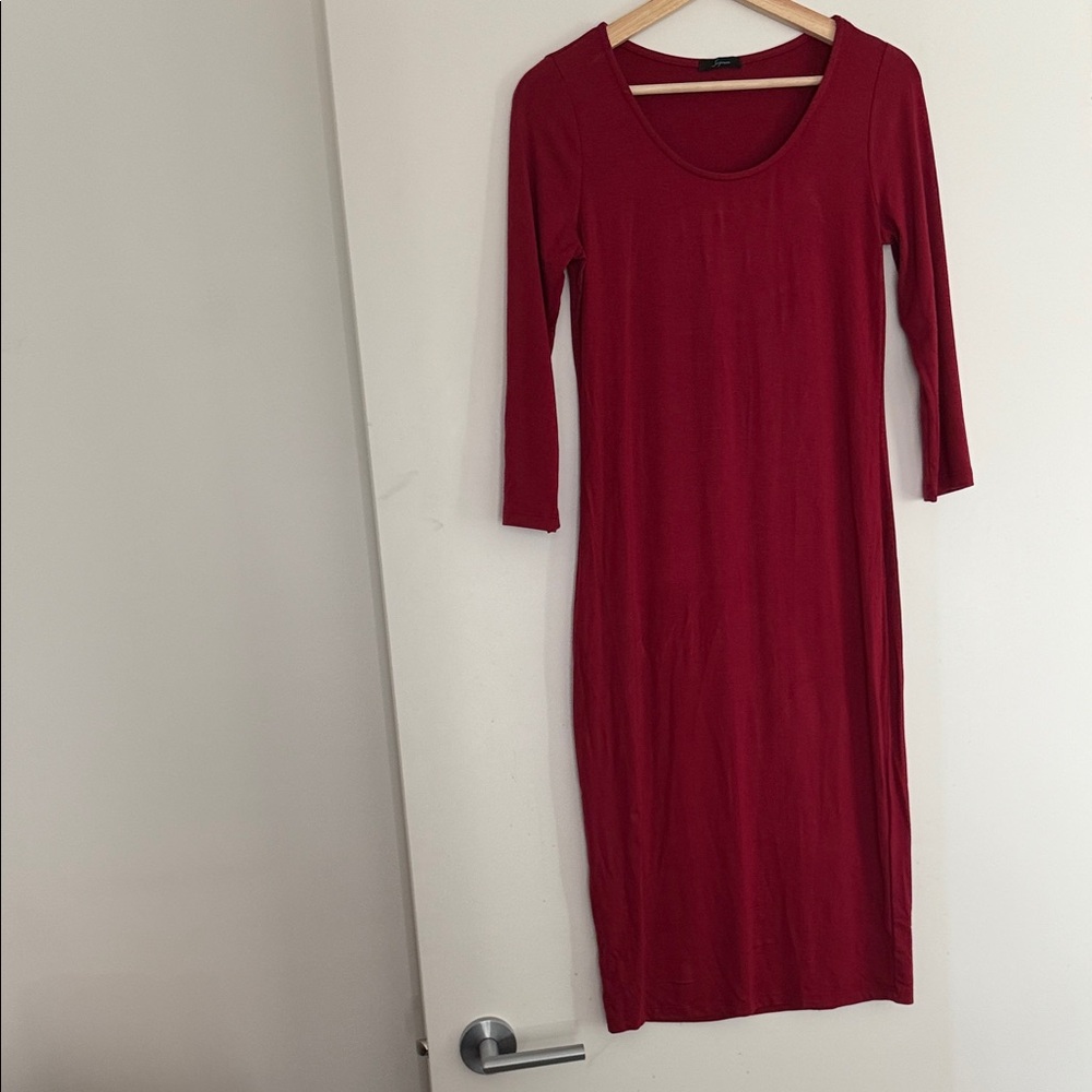 Soprano Elegant Long Sleeve Dress in Deep Red
